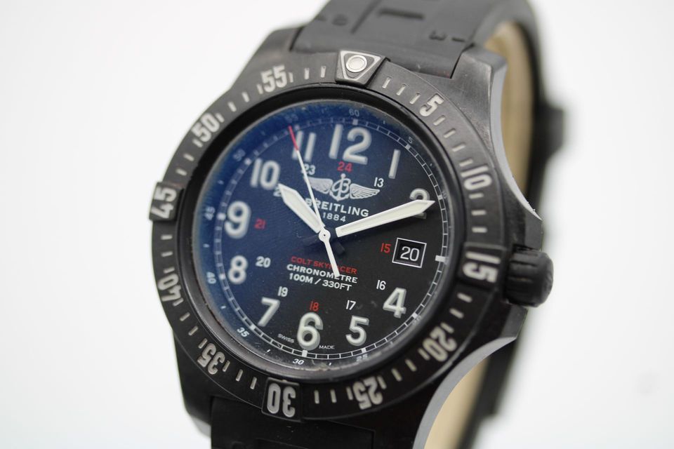 Breitling Colt Skyracer X74320 Image 2